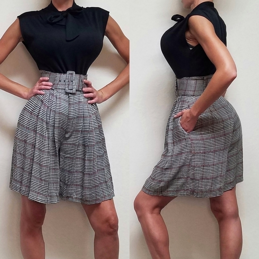 Vintage 70s Black Lavallière Top Red Plaid Extra High Rise Belted Culotte Set 8